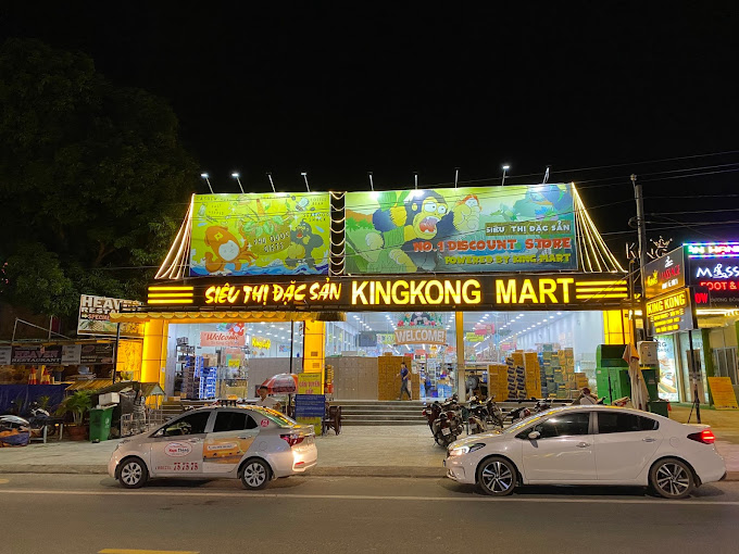 2..King Kong Mart