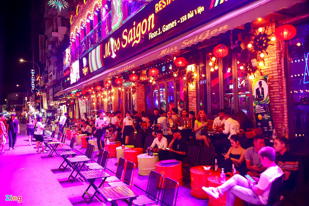 3. Bui Vien Street