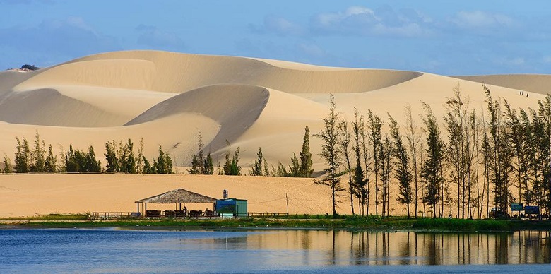 đồi cát trắng