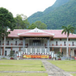 nha trung bay khu di tich Pac Bo