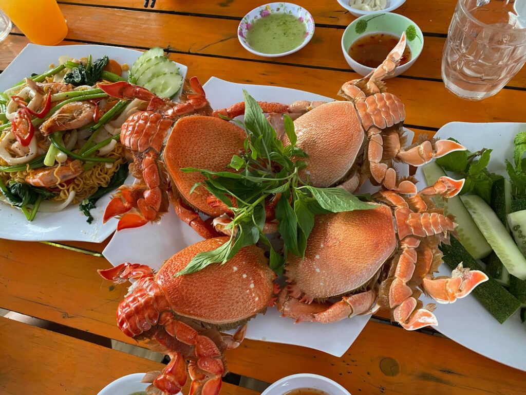 Top 8 Fresh Seafood Dishes in Central Vietnam You Must Try